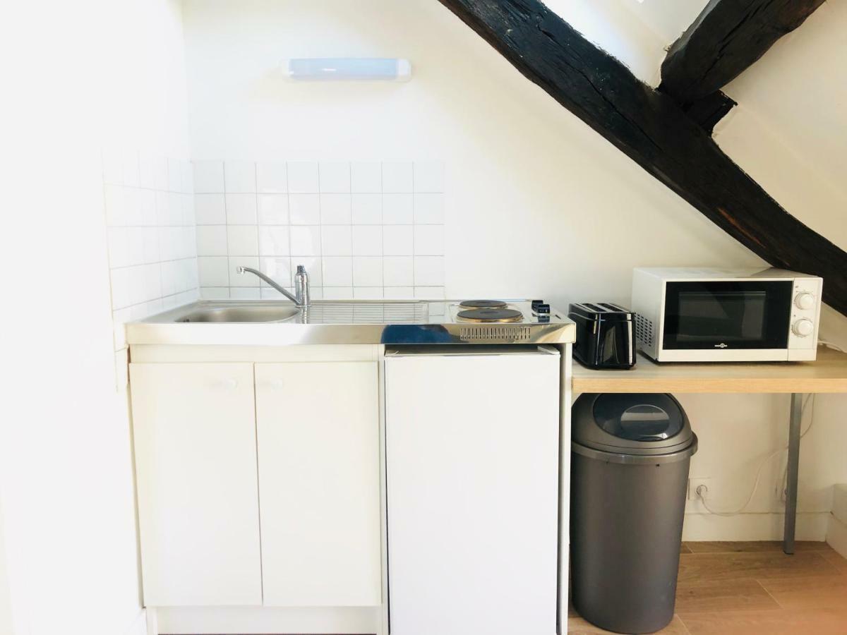 Apartament Appart Gare & Hyper Centre - 1 Minute Tram - Wifi Le Mans Zewnętrze zdjęcie